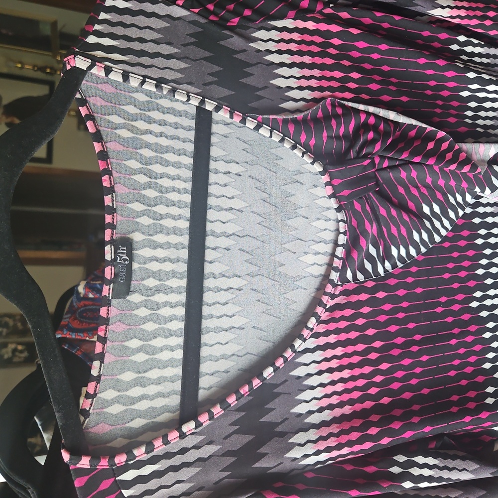 East 5th Pink and Gray Patterned Blouse